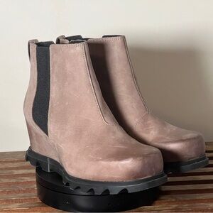 Sorel Joan Of Arctic Wedge III Brown Chelsea Ankle Booties NL4356-265 EUC